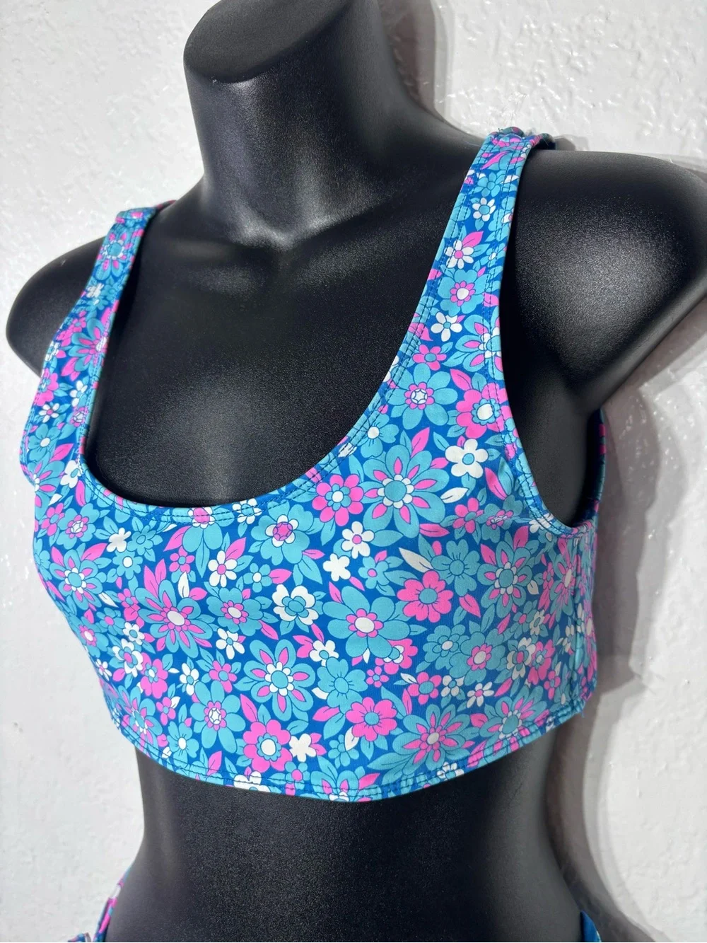 Frankie’s bikinis small/medium floral side tie vibrant dopamine bikini